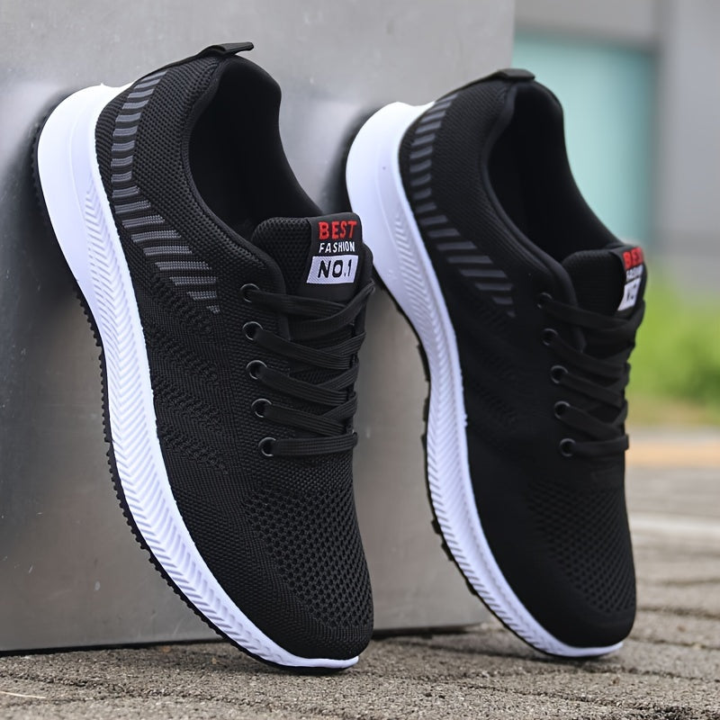 Tashqi faoliyatlar uchun zamonaviy to'qilgan krossovkalar, nafas oladigan, sirpanmaydigan va mustahkam dizayni bilan, shoelace bilan yopiladi.