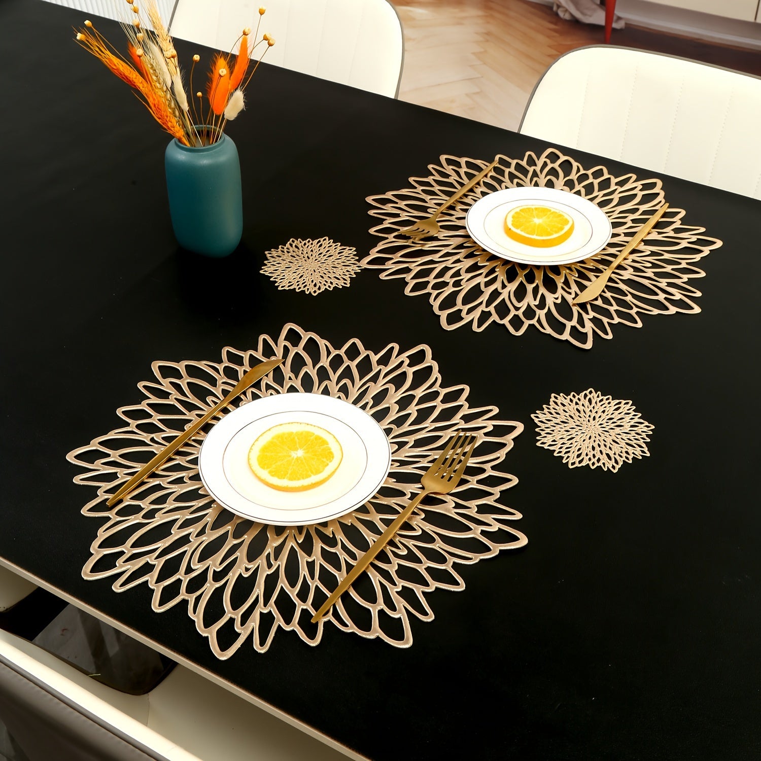 Сет подставок под горячее и коастеров с цветами гибискуса для отелей, ресторанов и кухонь. Устойчивы к теплу и не скользят. Доступны в наборах по 4, 8, 12 и 16 штук.