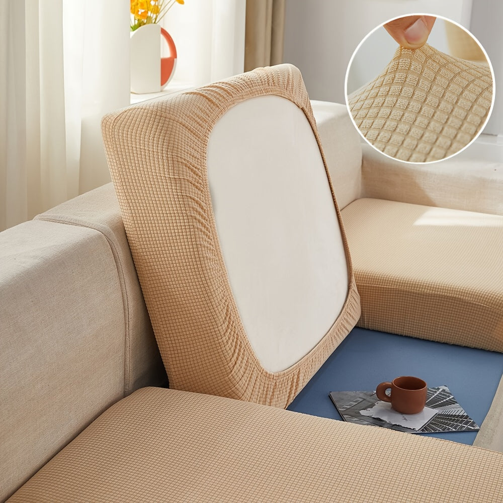 Чехол для подушки сиденья дивана жаккард защищает и выглядит элегантно.