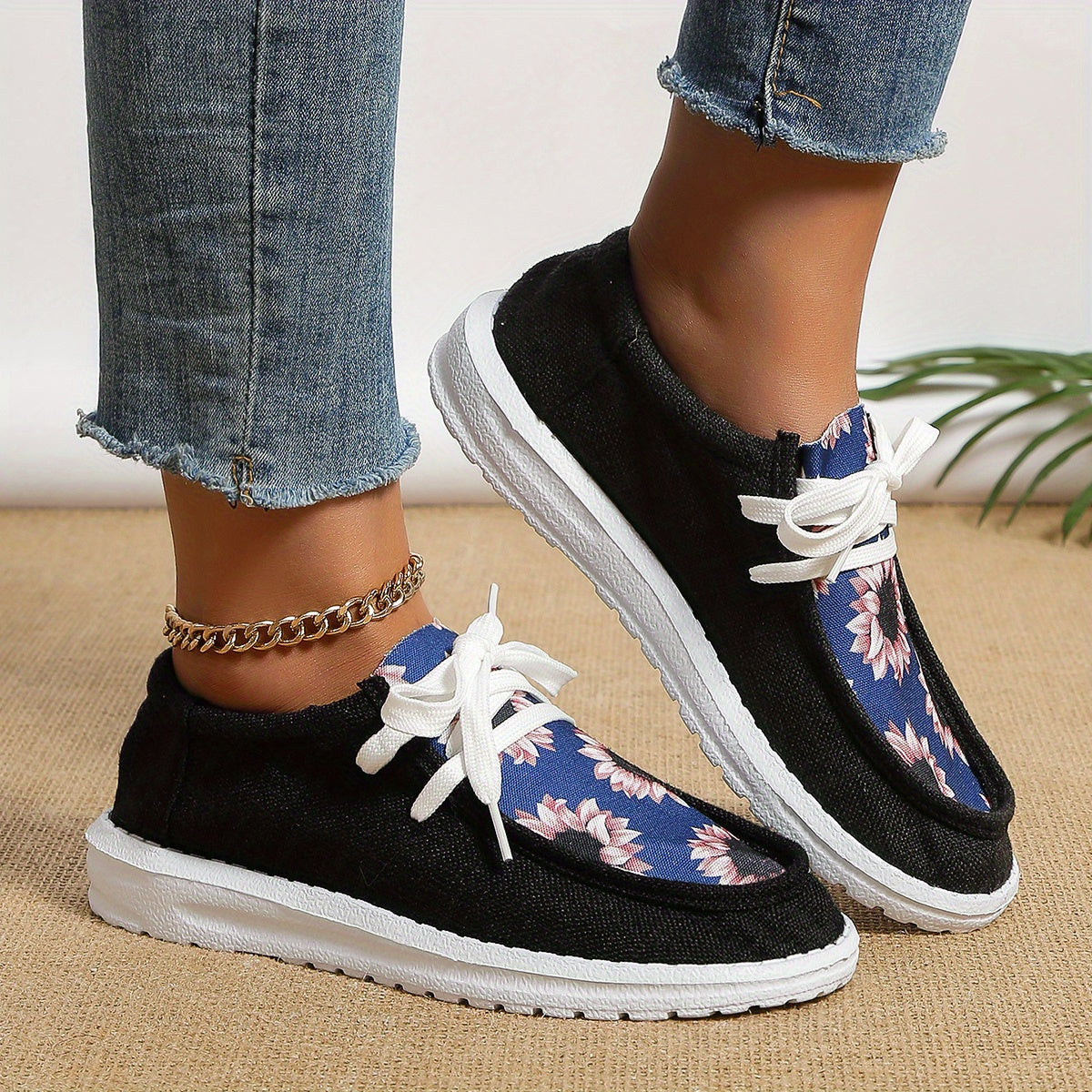 Women's Canvas Flat Sneakers Casual Low Top Loafers Lightweight Shoes