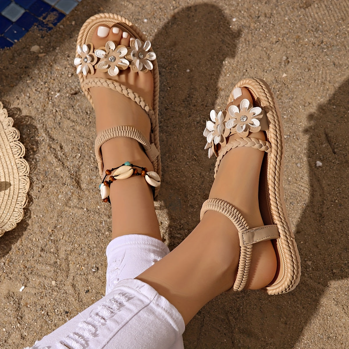 Plus Size Flat Sandals for Women Floral Open Toe Summer Beach Shoes