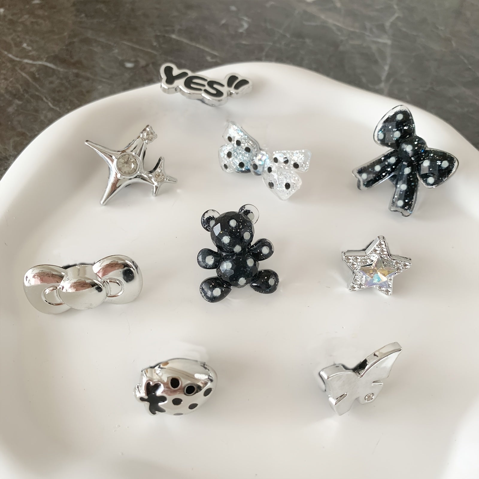 Unisex Plastic Sneaker Lace Clips Set Removable Decorative Charms
