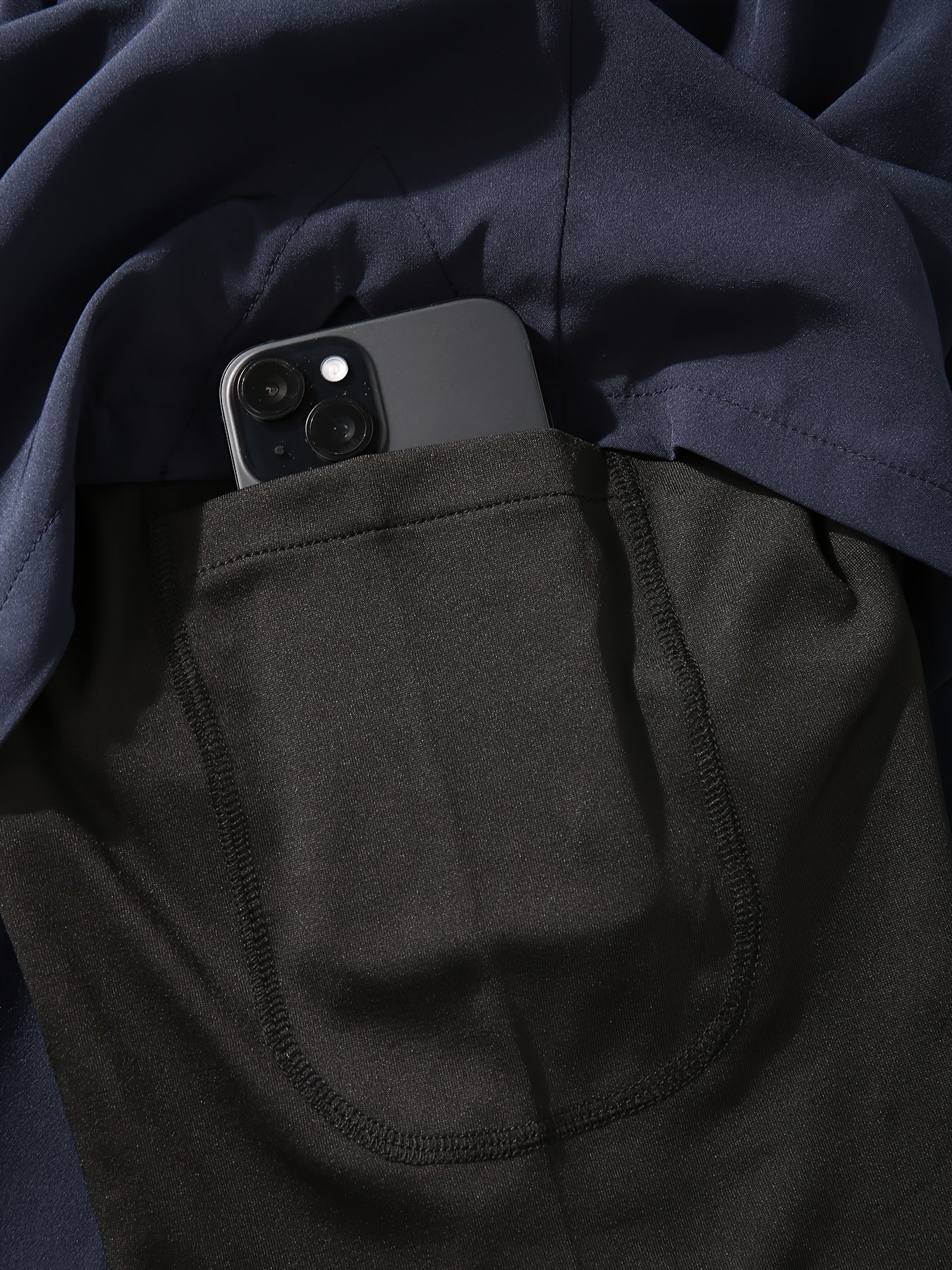 Pantalones cortos deportivos de poliéster con patrón geométrico para hombre, con bolsillos y corte regular