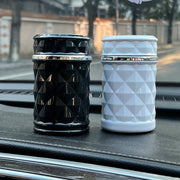 Portativ alloy avtomobil tutun qutisi LED chirog'i bilan, qora va oq, yopiq, kompakt ichki aksessuar