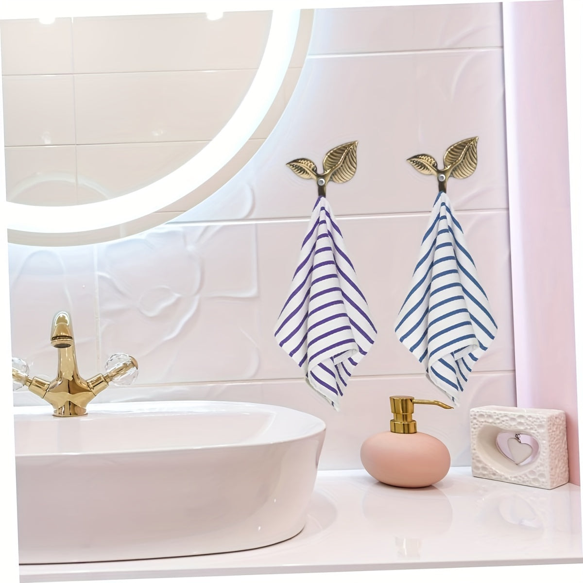 Set of 2 Modern Minimalist Gold Leaf Curtain Hooks for Living Room and Office