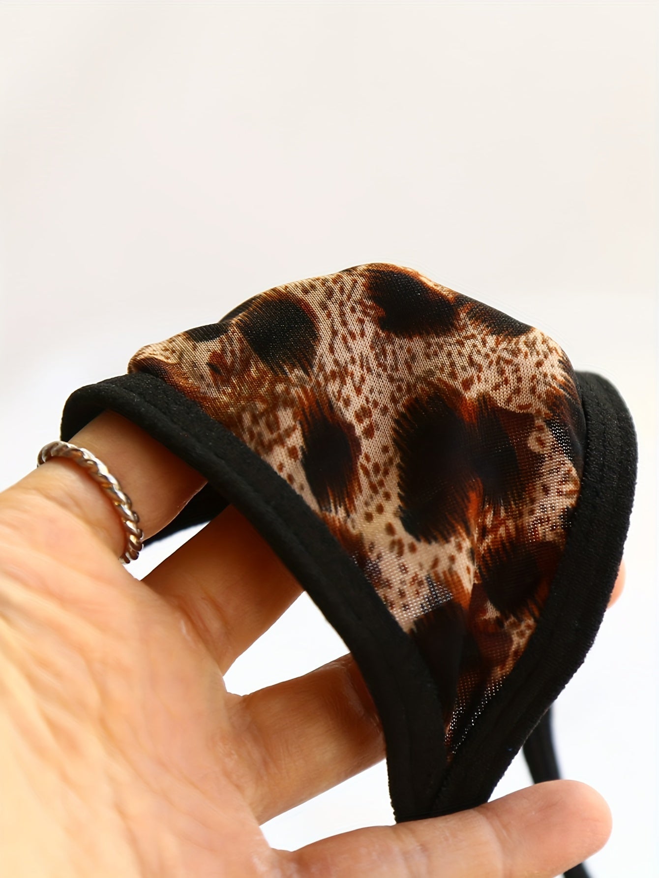 Panties tanga de tiro bajo para mujer, transpirable, mezcla de nylon, detalle cruzado, lencería semi-transparente