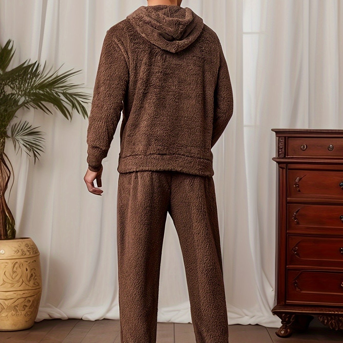 Men's Plush Fleece Hooded Pajama Set with Pockets for Winter Sleepwear