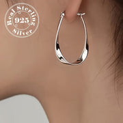 Ayollar uchun Sterling Silver Mobius Twist Hoop Earrings - Nafis va gippoallergen, Har kuni kiyish uchun ideal. Mukammal sovg'a tanlovi.