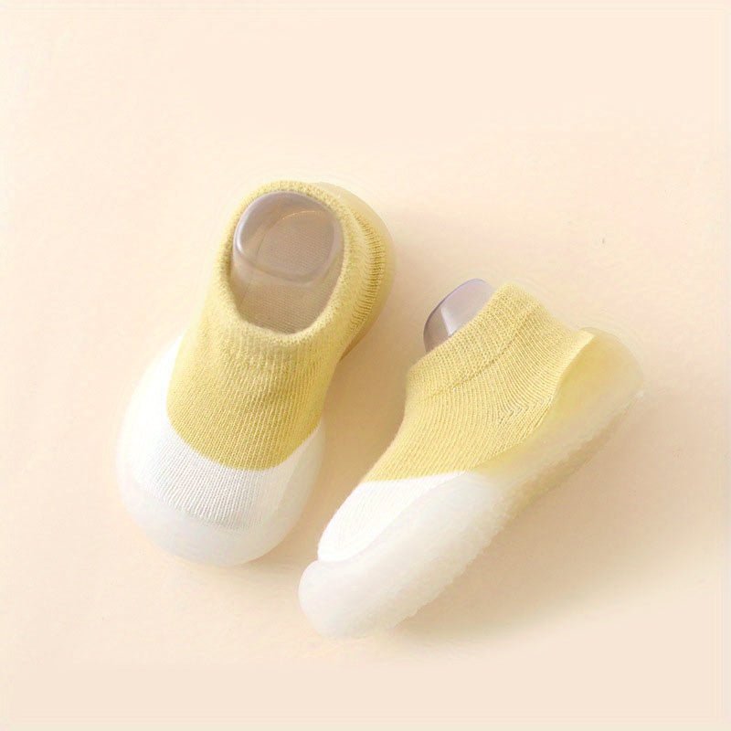 Bola uchun yoz va bahor uchun to'qilgan slip-on paypoq poyabzallari