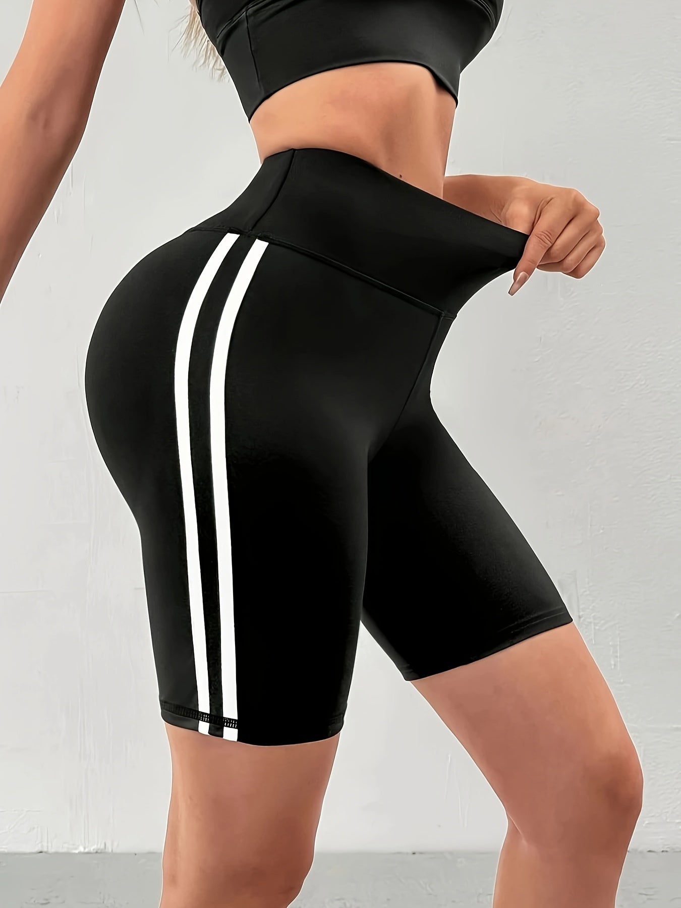 Ayollar uchun yoga shorti yuqori belli, ko‘rinmaydigan sport shimlari