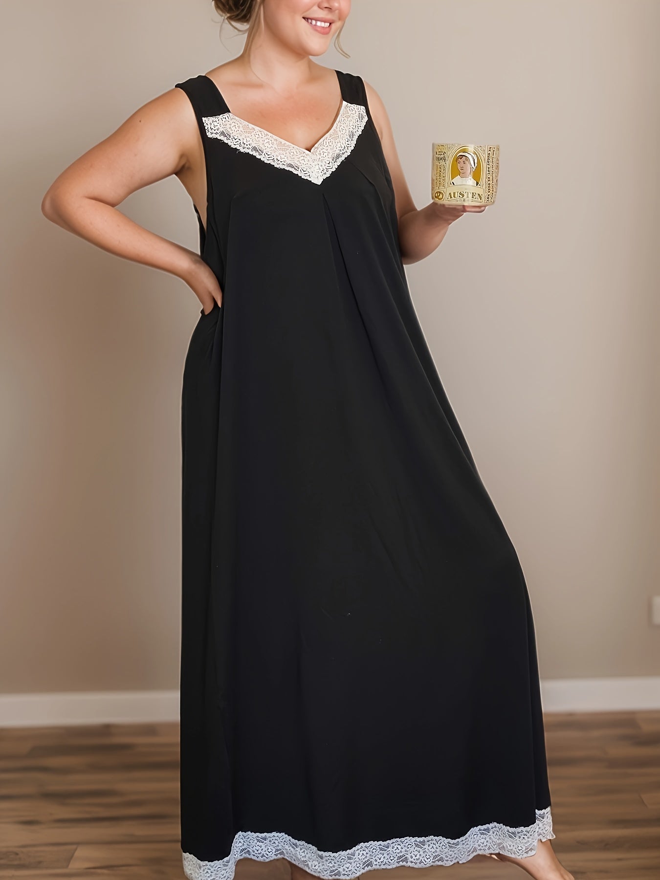 Plus Size Black Lace Long Camisole Nightgown V-Neck Robe