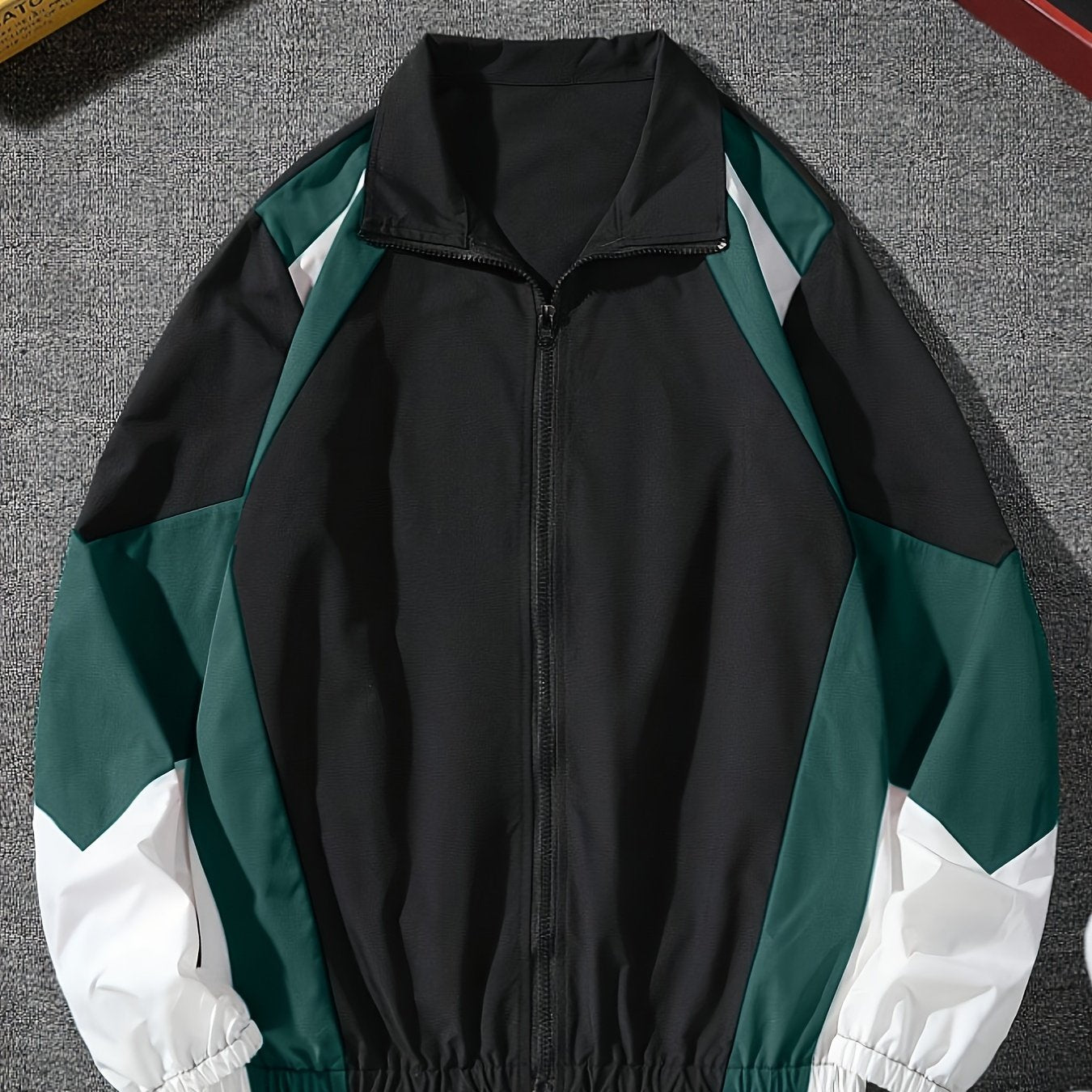 Men's Lightweight Color-Block Windproof Wear-Resistant Polyester Jacket for Casual Outdoor