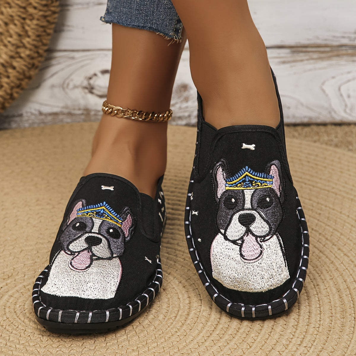Women's Embroidered French Bulldog Slippers with Anti-Slip Sole, Indoor-Outdoor