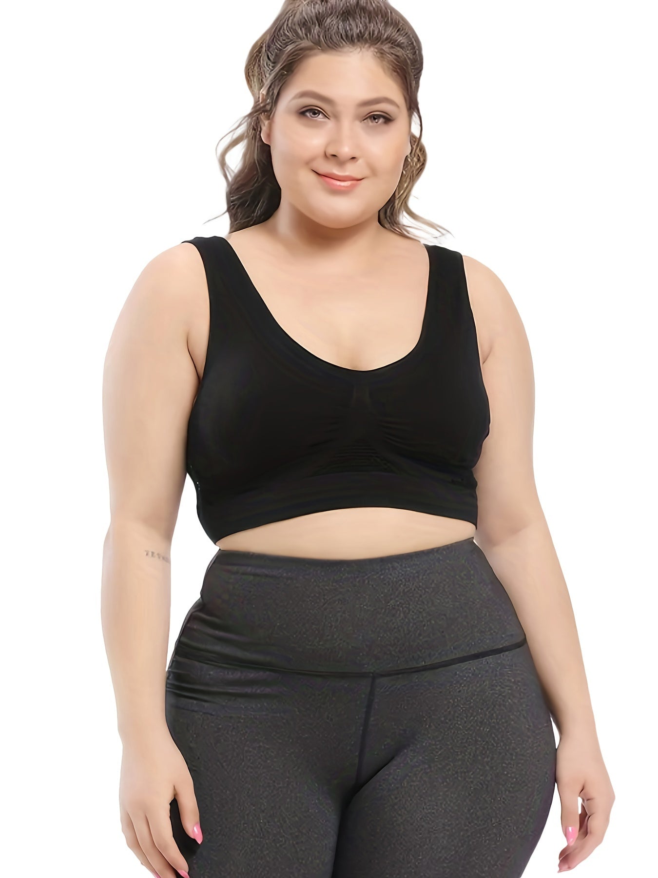 Plus Size Sports Bras 7-Pack Nylon Breathable Mesh Removable Pads