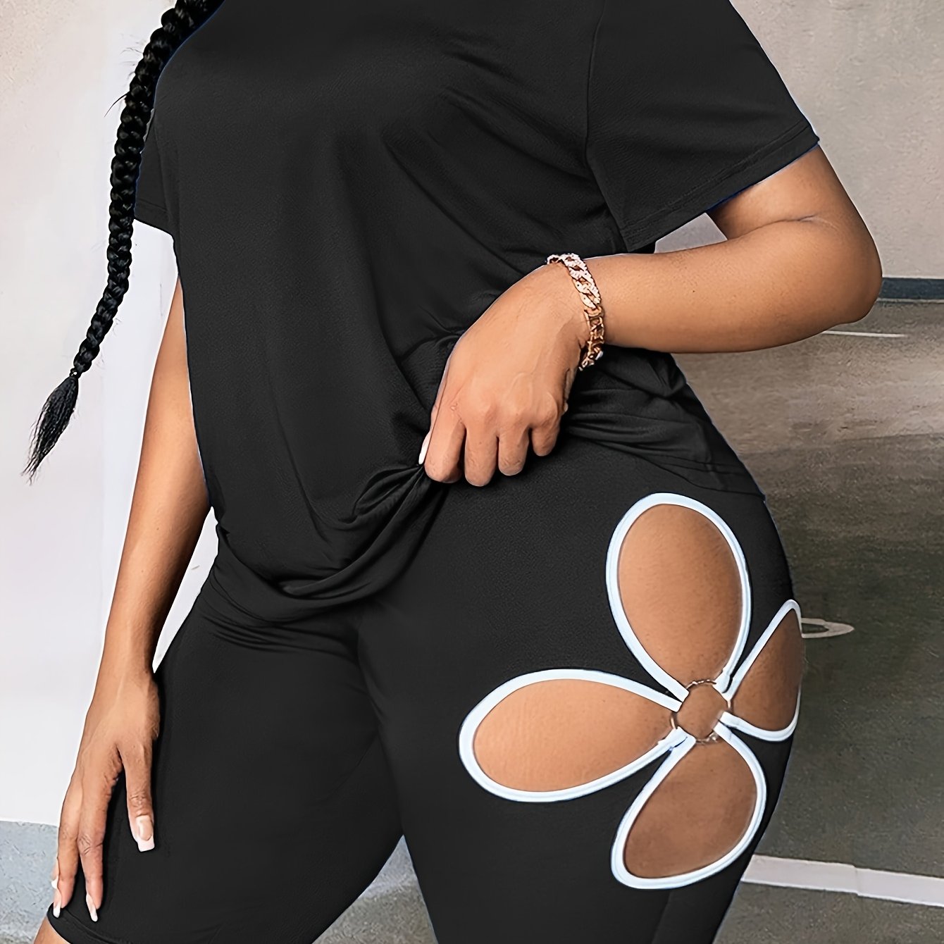 Plus Size Floral Hollow Out Sports Suit Set T-Shirt and Shorts Polyester Elastane