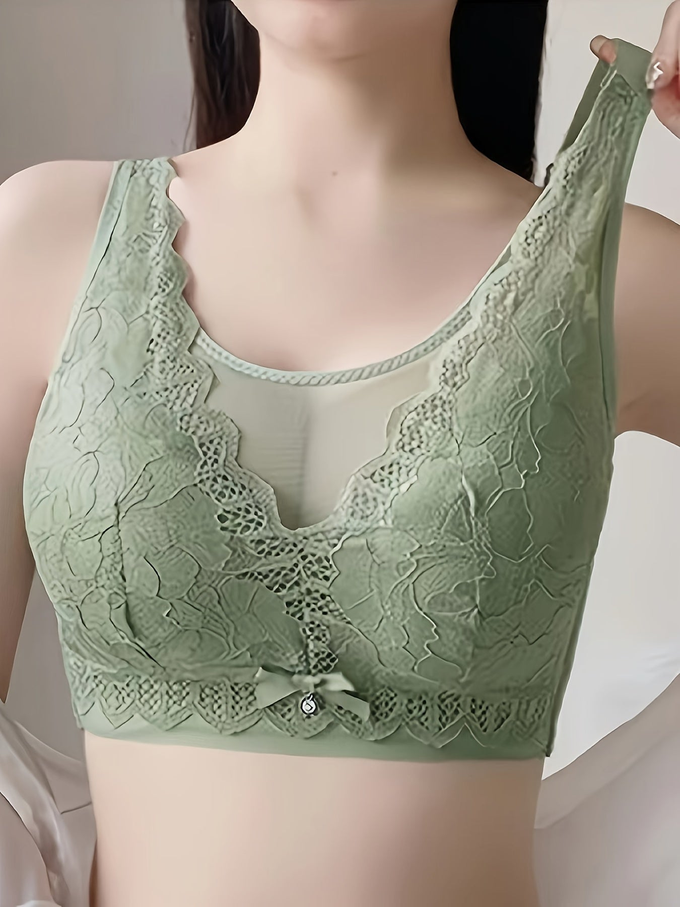 Plus Size Lace Minimizer Bra for Large Busts Full Coverage Adjustable Lingerie