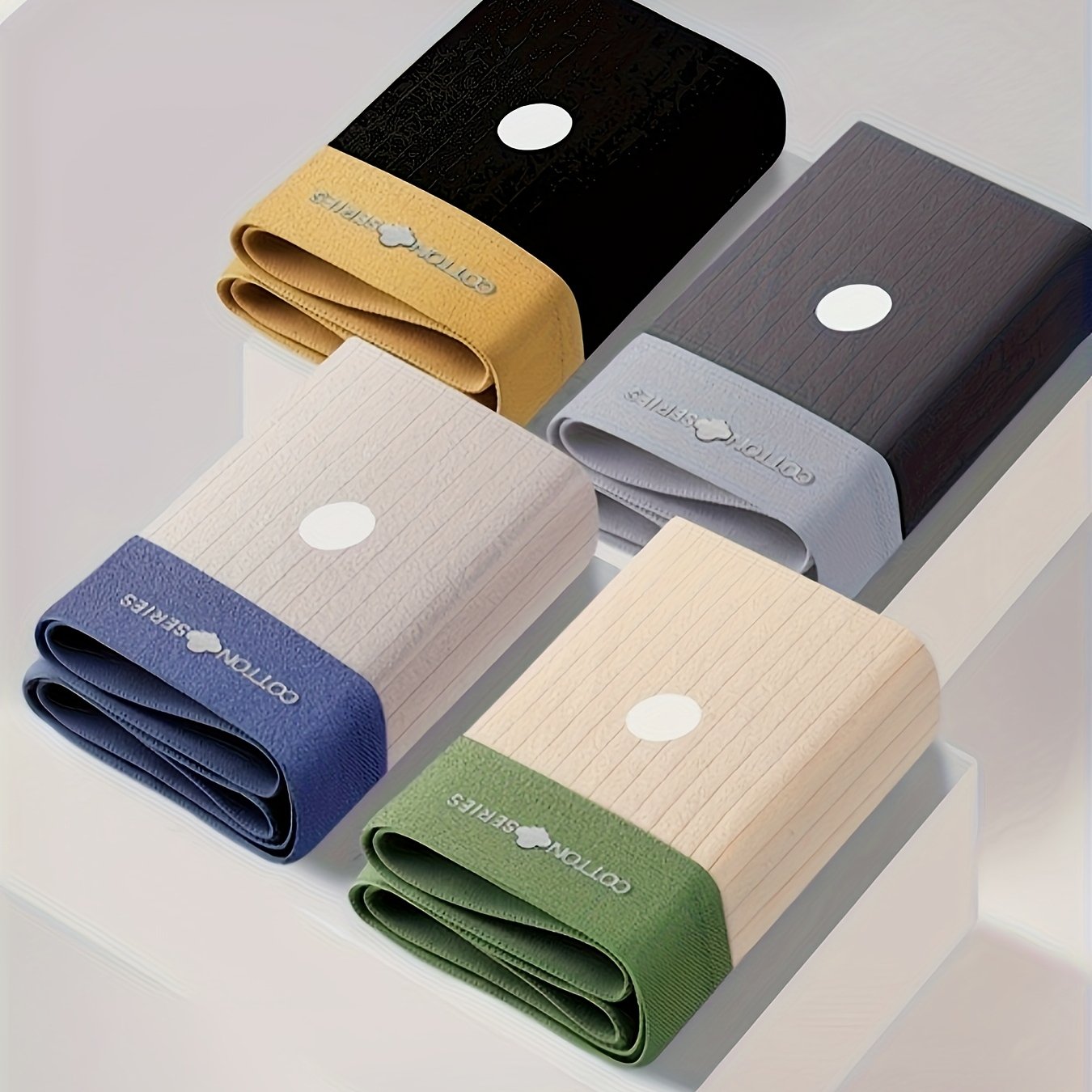 4-Pack Erkaklar Paxta Qisqa Shortlari, O'rta Cho'ziluvchan Trikotaj Matolari va Tasodifiy Chiziqli Dizayni bilan, 140gsm og'irlikda Yengil va Havo O'tkazuvchi.