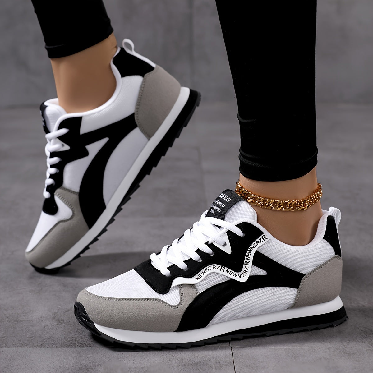 Women’s Lace-Up Retro Sneakers Breathable Fabric Casual Shoes for Running and Walking