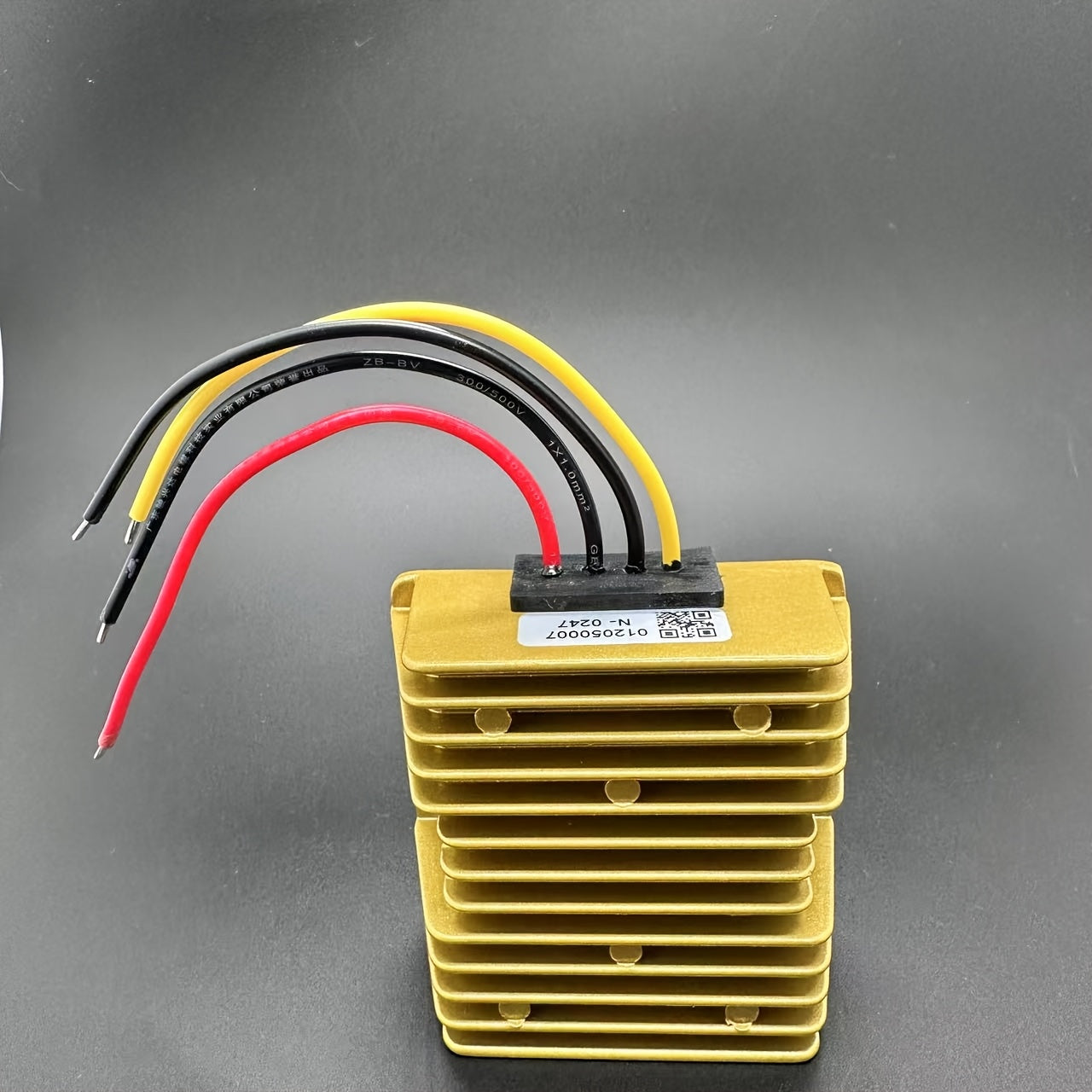 Convertidor elevador DC-DC de 9V-28V a 30V 10A 300W Fuente de alimentación