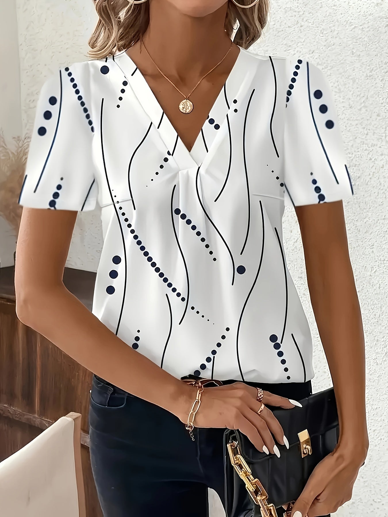 Women's V-Neck Blouse Lightweight Polyester Short Sleeve Pleated Summer Chic