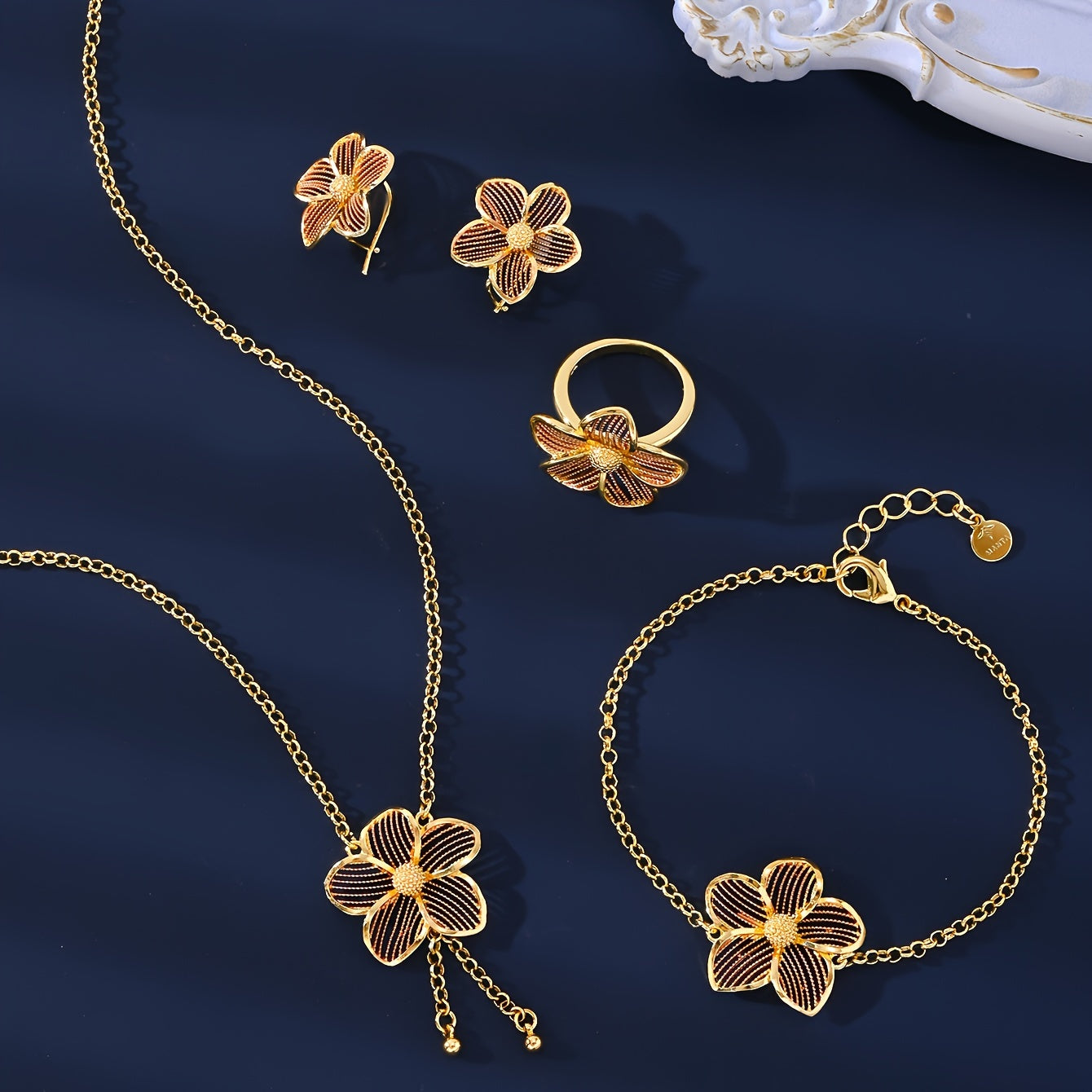 Ayollar uchun misli zargarlik to'plami Vintage uslubdagi taqinchoq, bilaguzuk, uzuk, marjon, to'y sovg'asi