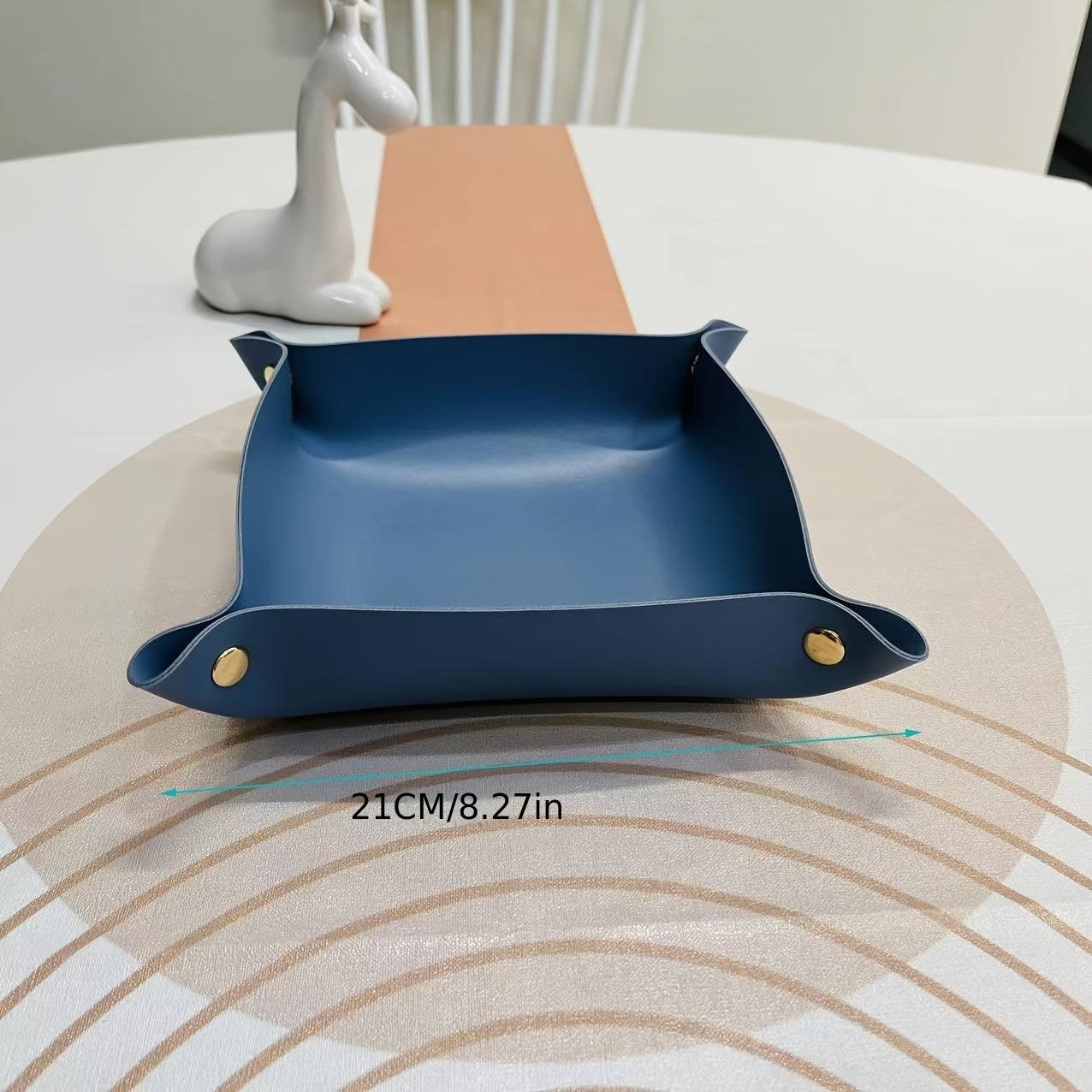 Caja de almacenamiento de cuero PU para escritorio, joyería, cosméticos, llaves y frutos secos