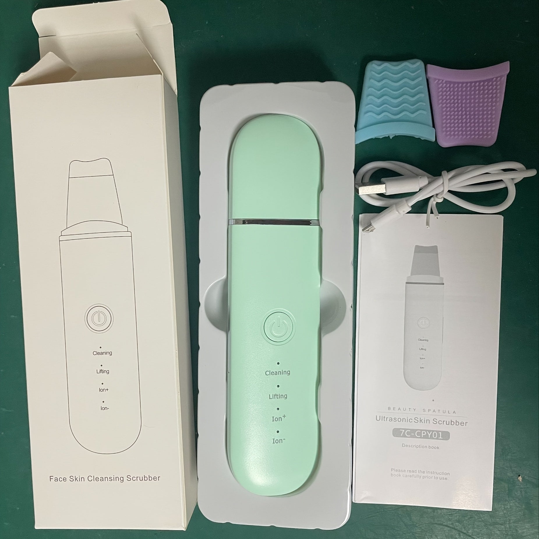 Qora nuqtalar uchun elektr yuz tozalagichi, vibratsiya funksiyasi bilan, USB orqali zaryadlanadigan 400mAh batareya bilan.