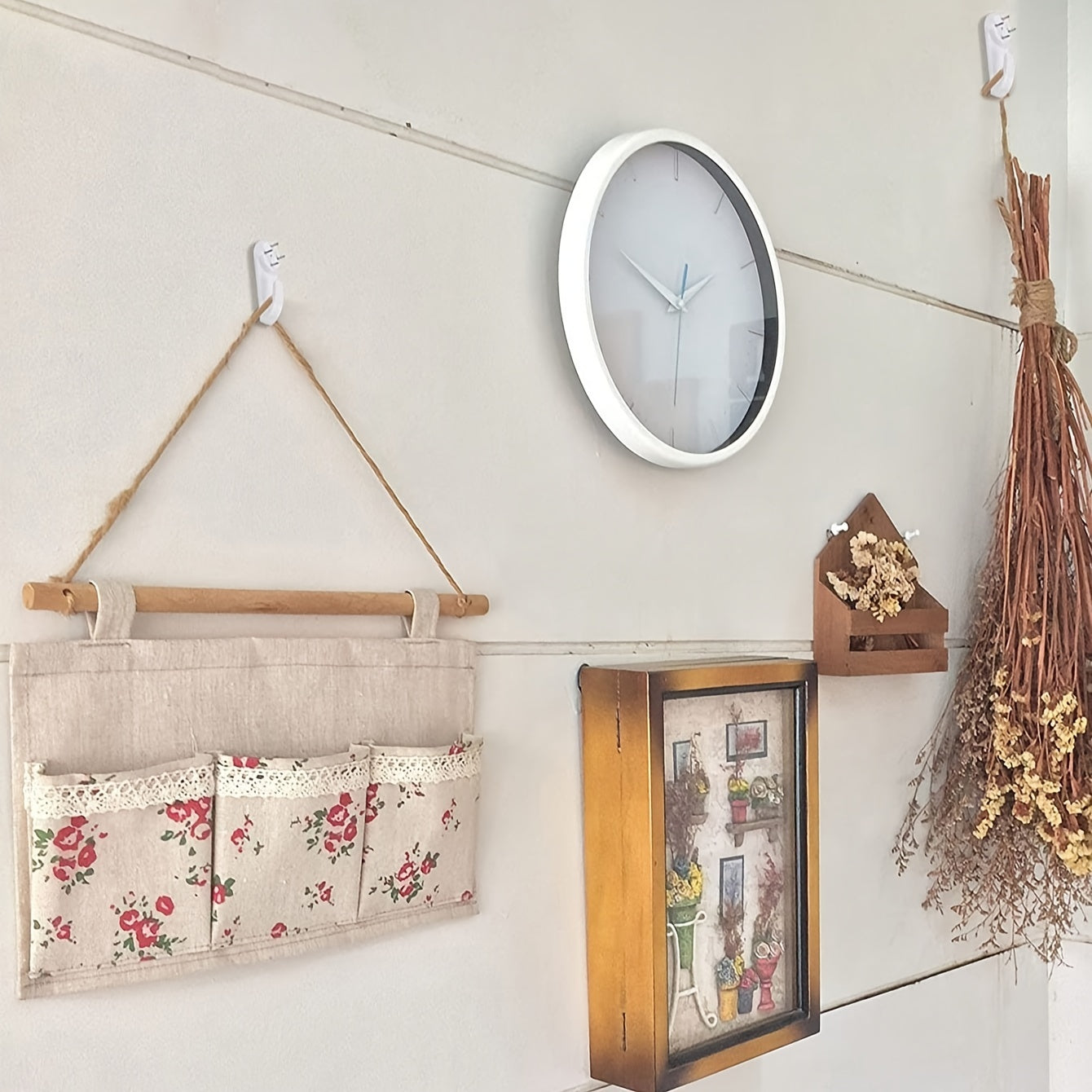 20-Pack Traceless Wall Hooks for Hanging Paintings and Photos with Frame Hooks