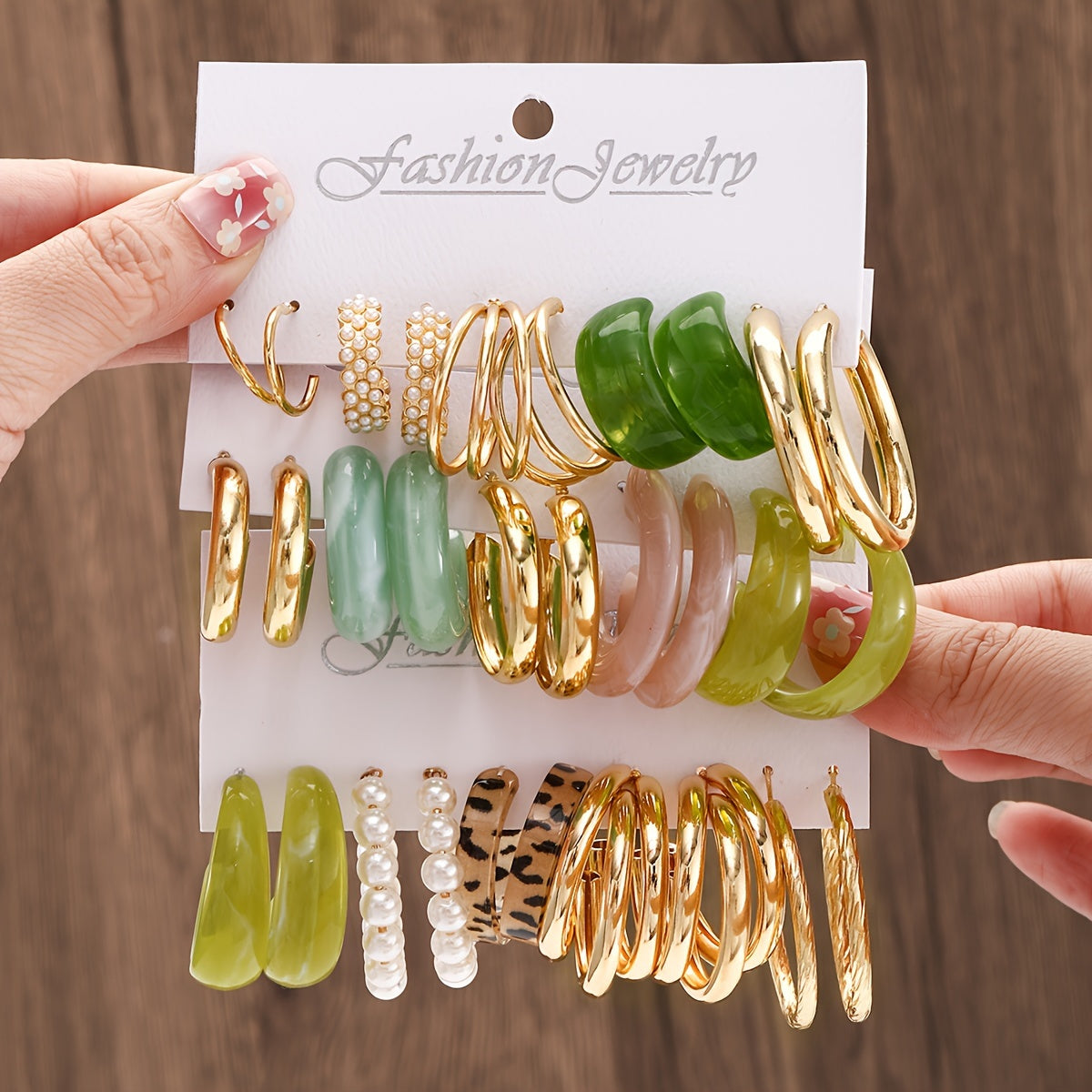 15 Pairs Vintage Style Hoop Earrings with Imitation Pearl Accents for Women