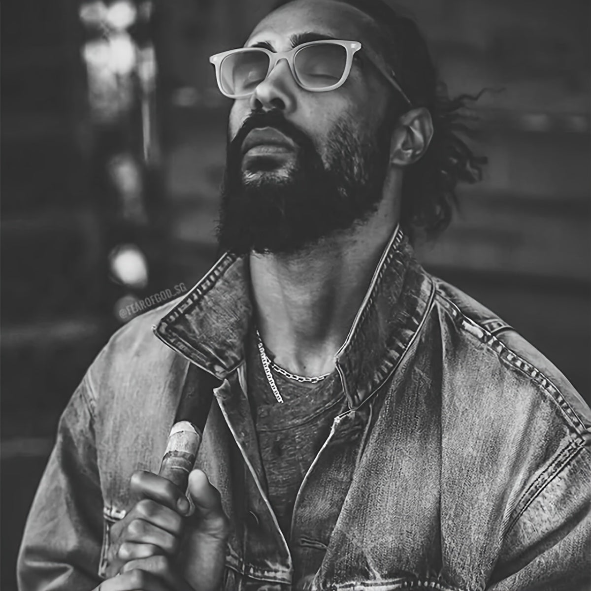 Retro Square Frame Glasses for Men and Women Blue Light Blocking Anti-UV Driving Eyewear