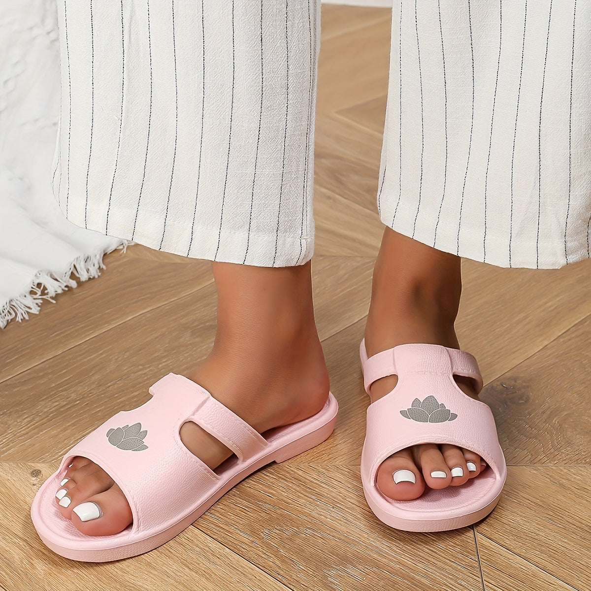 Women's EVA Flat Bottom Slippers Indoor Outdoor Summer Cartoon Cute