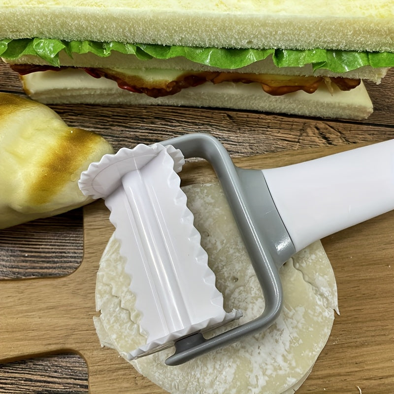 Creative Pattern Plastic Pastry Cutter Multi-Use Rolling Knife Cookie Pasta Stamping Tool