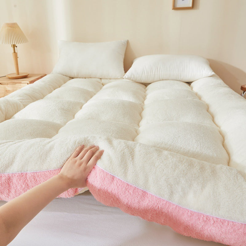 Winter Velvet Mattress Topper for Single and Double Beds All-Season Polyester Cushion