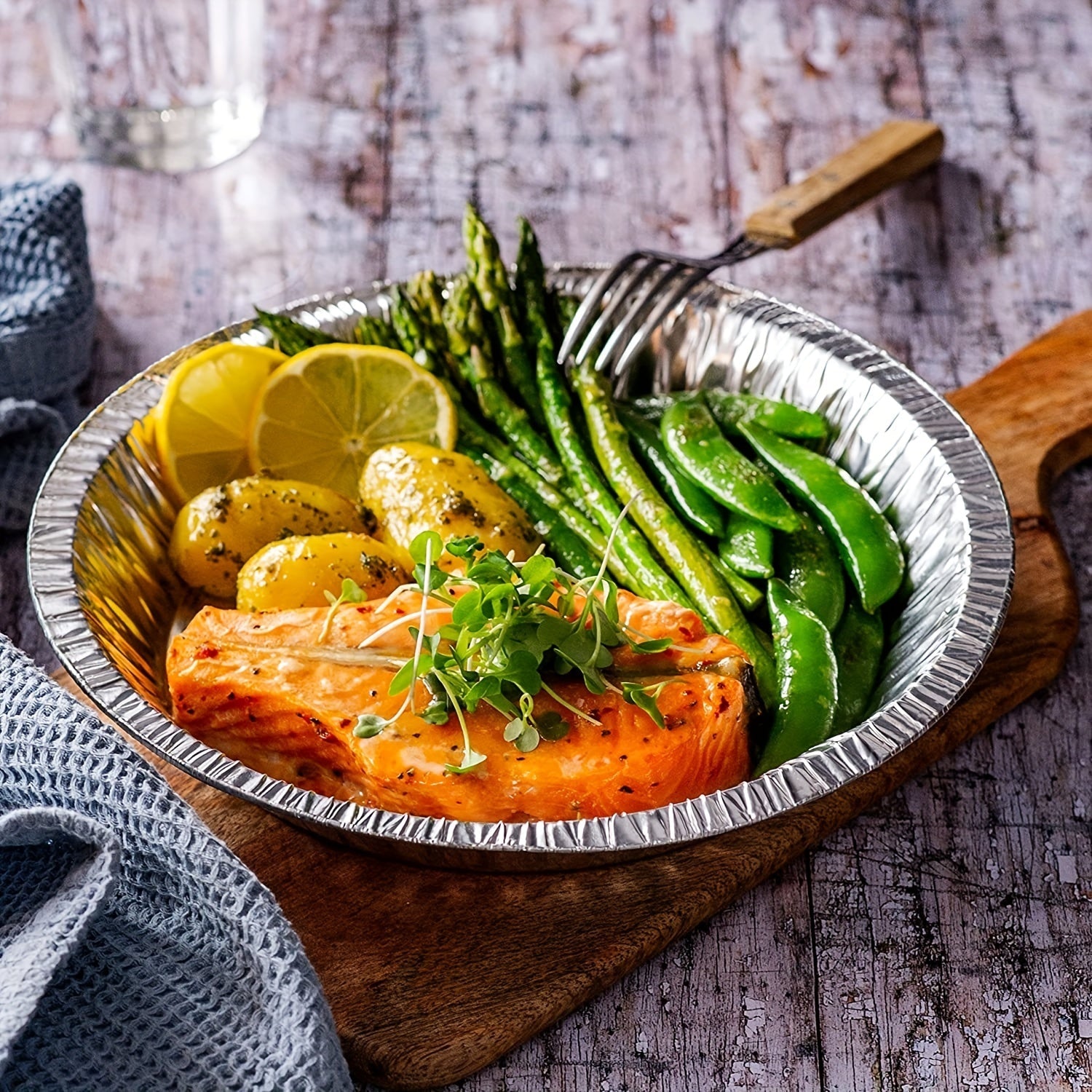 20 Pack 9-Inch Aluminum Foil Pans for Baking Cooking and Catering