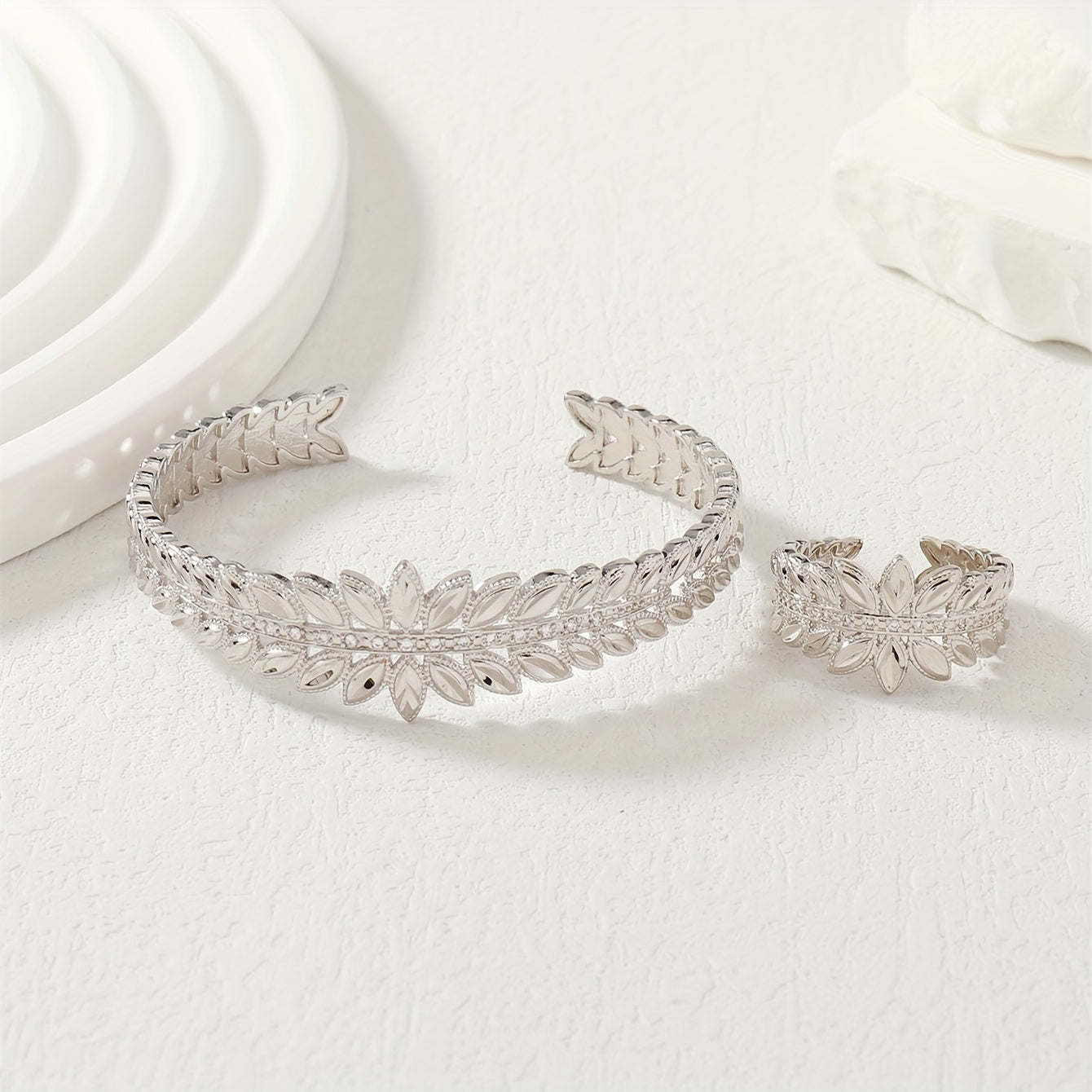 Luxury Bronze Wheat Ear Jewelry Set with Zirconia and Sparkling Cuff Accessory