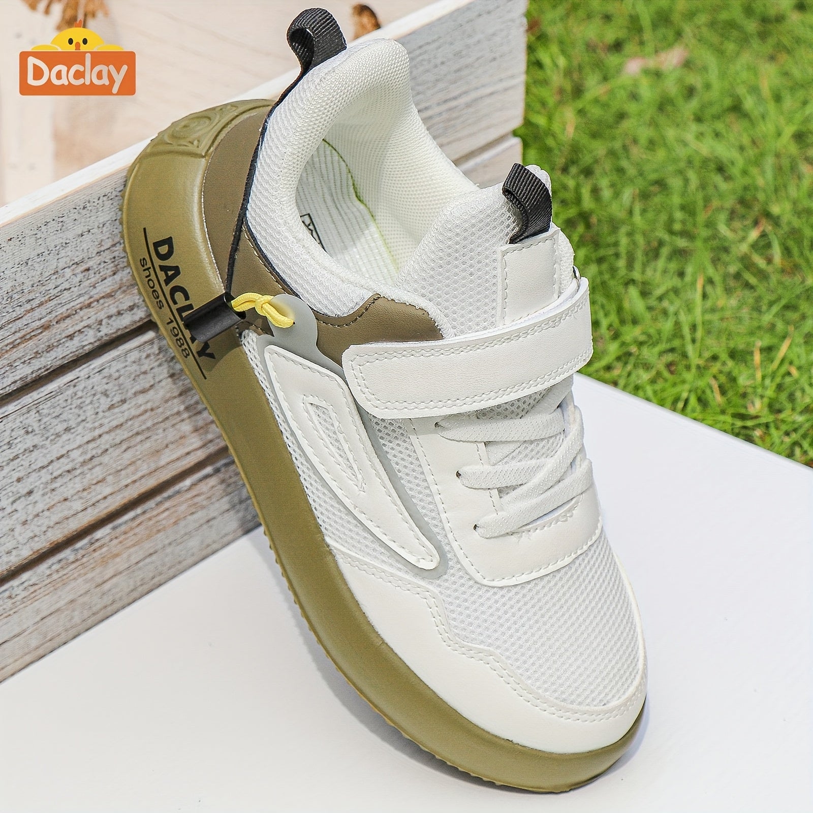 Boys Mesh Sneakers Low Top Breathable Running Basketball Casual Sports Shoes