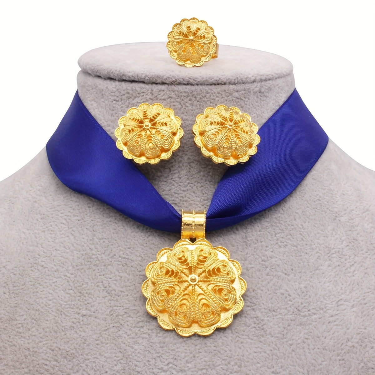 Set of 4 Exaggerated Design Jewelry Earrings Necklace Ring for Daily or Party Wear