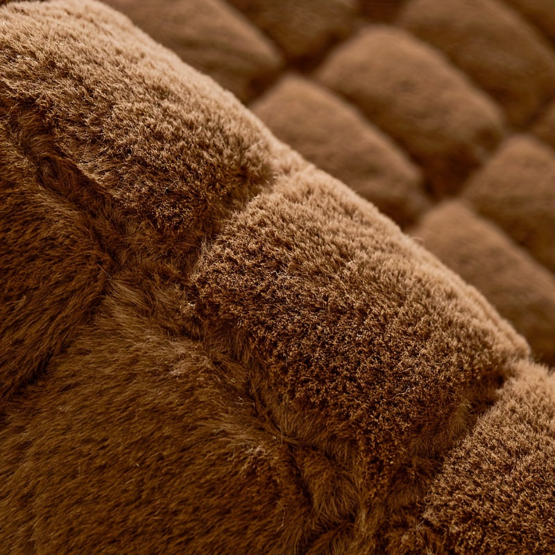 Современный стеганый чехол для дивана, дружелюбный к домашним животным, машинная стирка, нескользящий, толстый полиэстеровый защитник для различных размеров и стилей мебели в домашнем или офисном декоре.