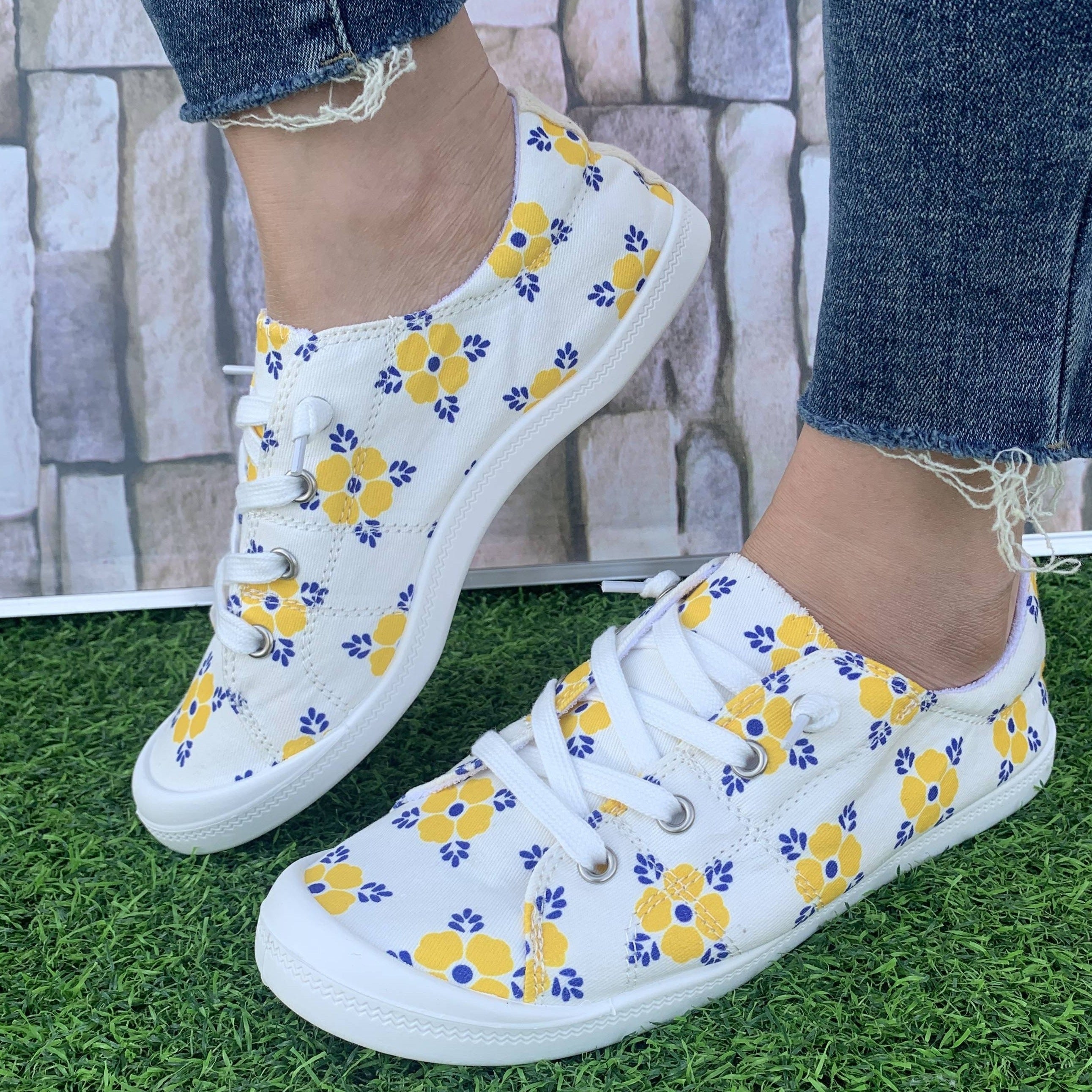 Women's Sunflower Slip-On Casual Shoes Soft Sole All-Season Comfort