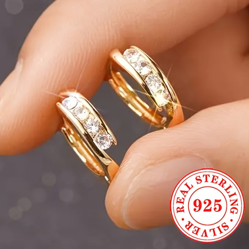 925 Sterling Silver dan yasalgan, porloq Kubik Zirkoniya bilan bezatilgan zamonaviy halqa bilakuzuklar - tasodifiy va rasmiy tadbirlar uchun ideal, aprel oyida tug'ilganlar uchun ajoyib.