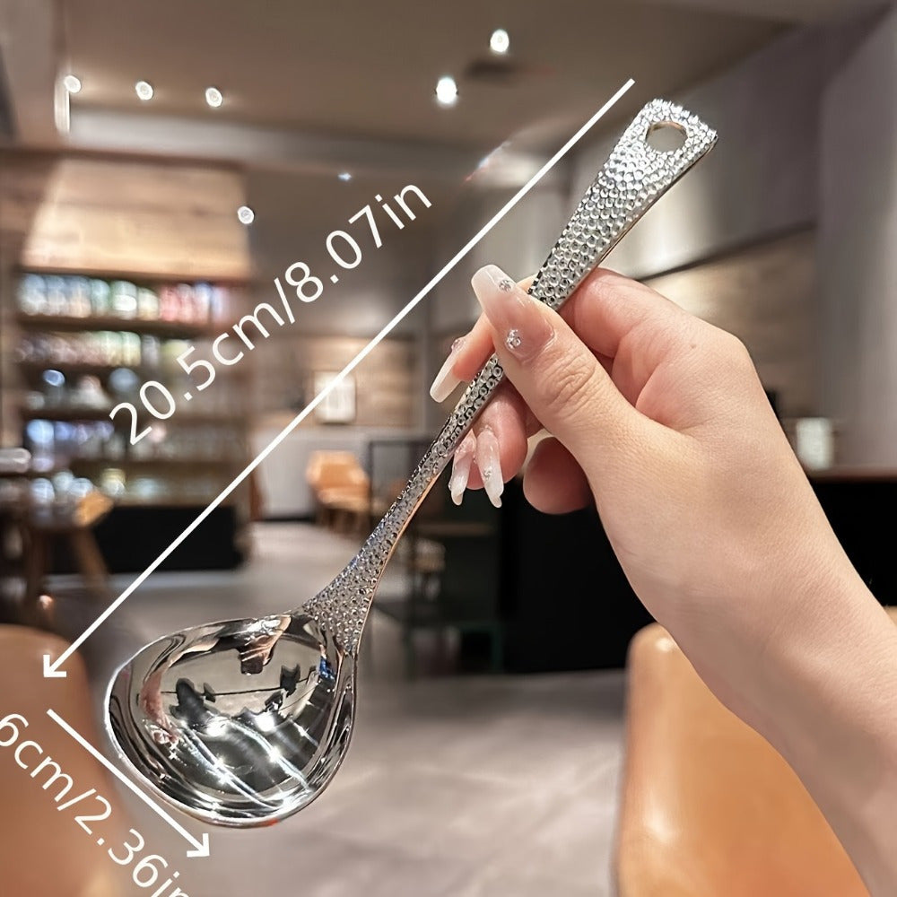 Stainless Steel Long-Handled Spoon Leak-Proof Kitchen Utensil for Home and Restaurant