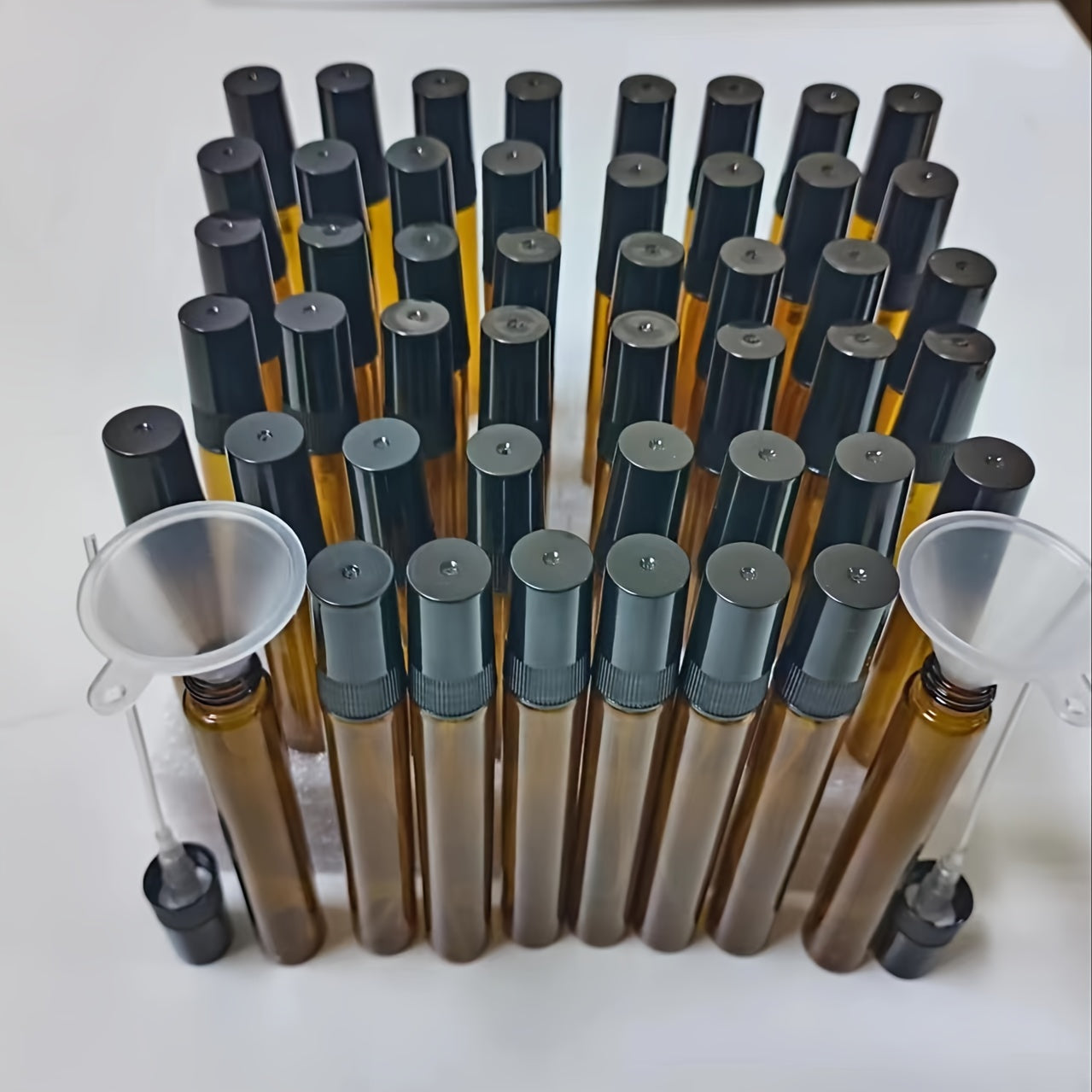 48 Pack Mini 10ml Glass Travel Spray Bottles Black and Transparent for Perfume Essential Oils