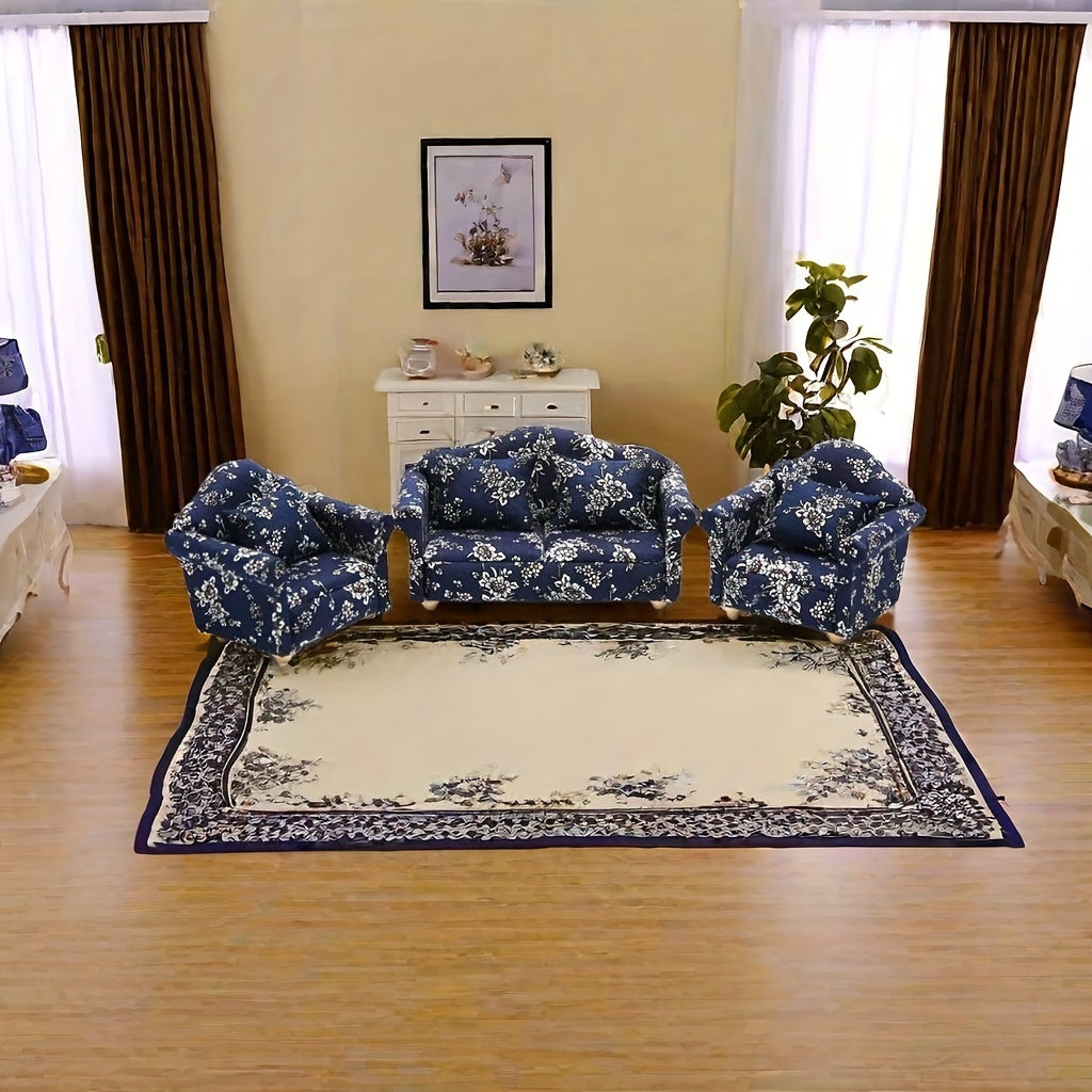 Красивый небольшой диванчик с синим цветочным узором, изготовленный вручную из дерева — уникальный предмет мебели, идеально подходящий для создания непринужденной атмосферы и преподносимый в качестве особого подарка.