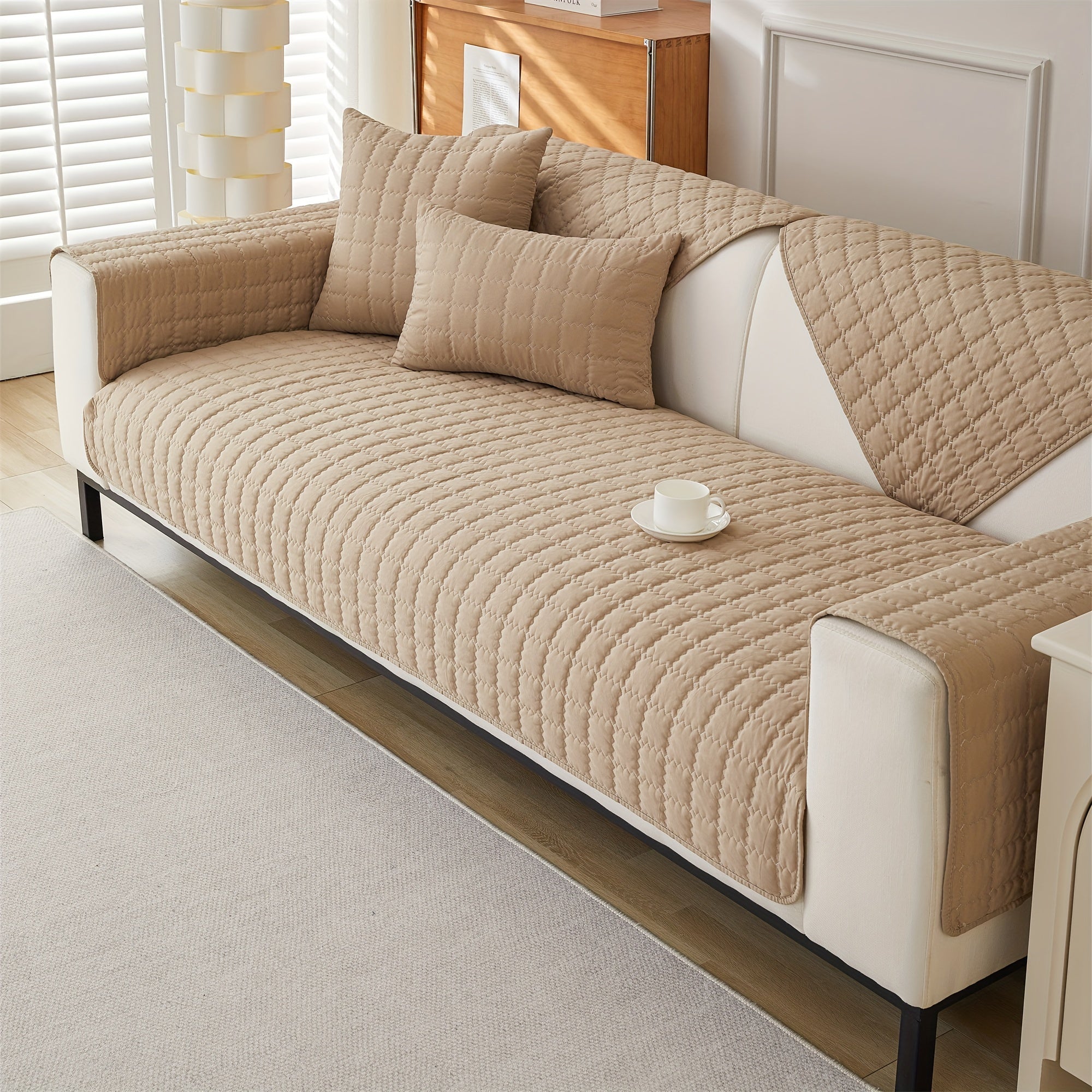 Современный минималистичный чехол для дивана в серо-бежевом ромбовидном узоре, подходит для домашних животных и стирается в машине, подходит для диванов, вмещающих от одного до четырех человек.