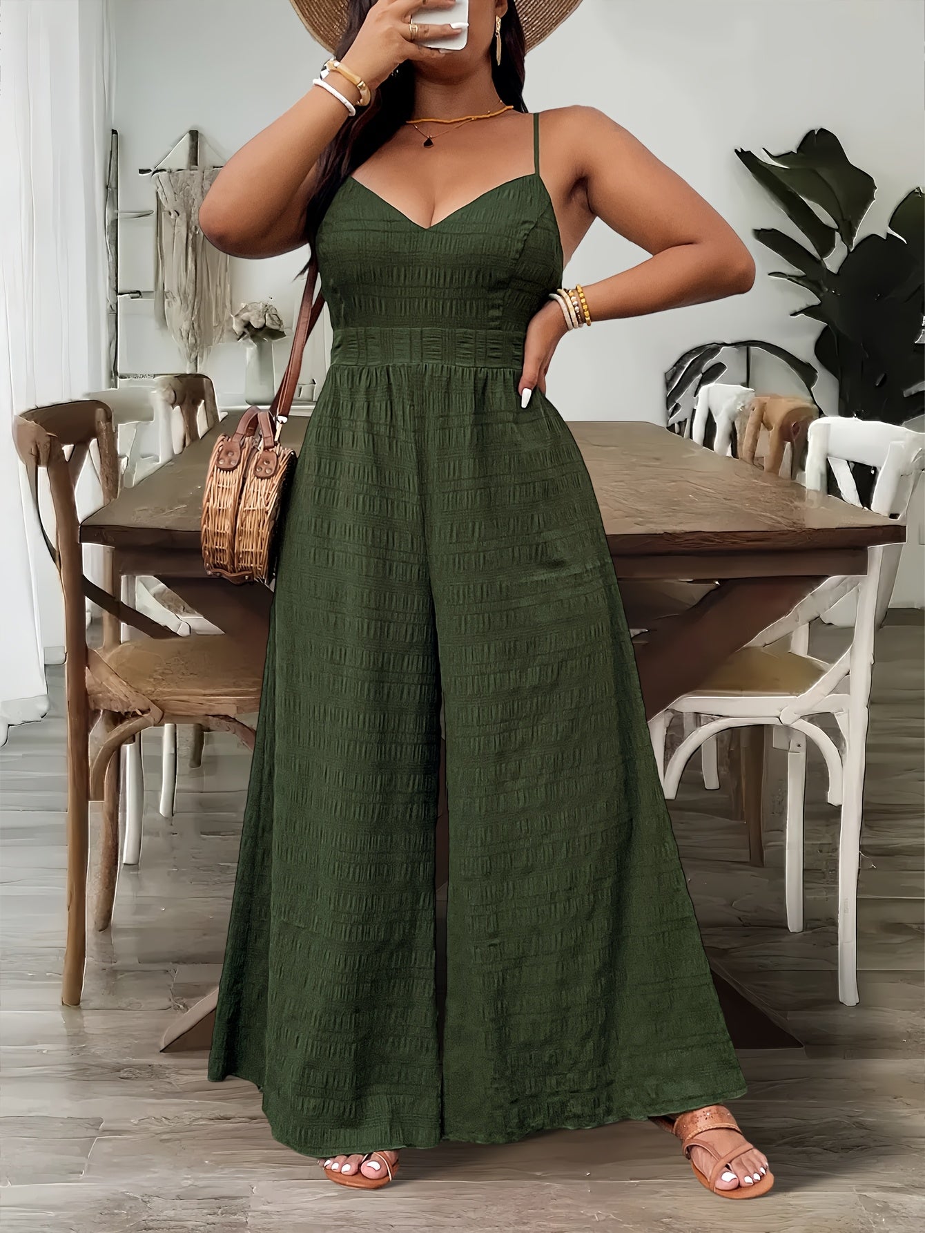 Mono de mujer verde de poliéster con escote en V y pantalones anchos