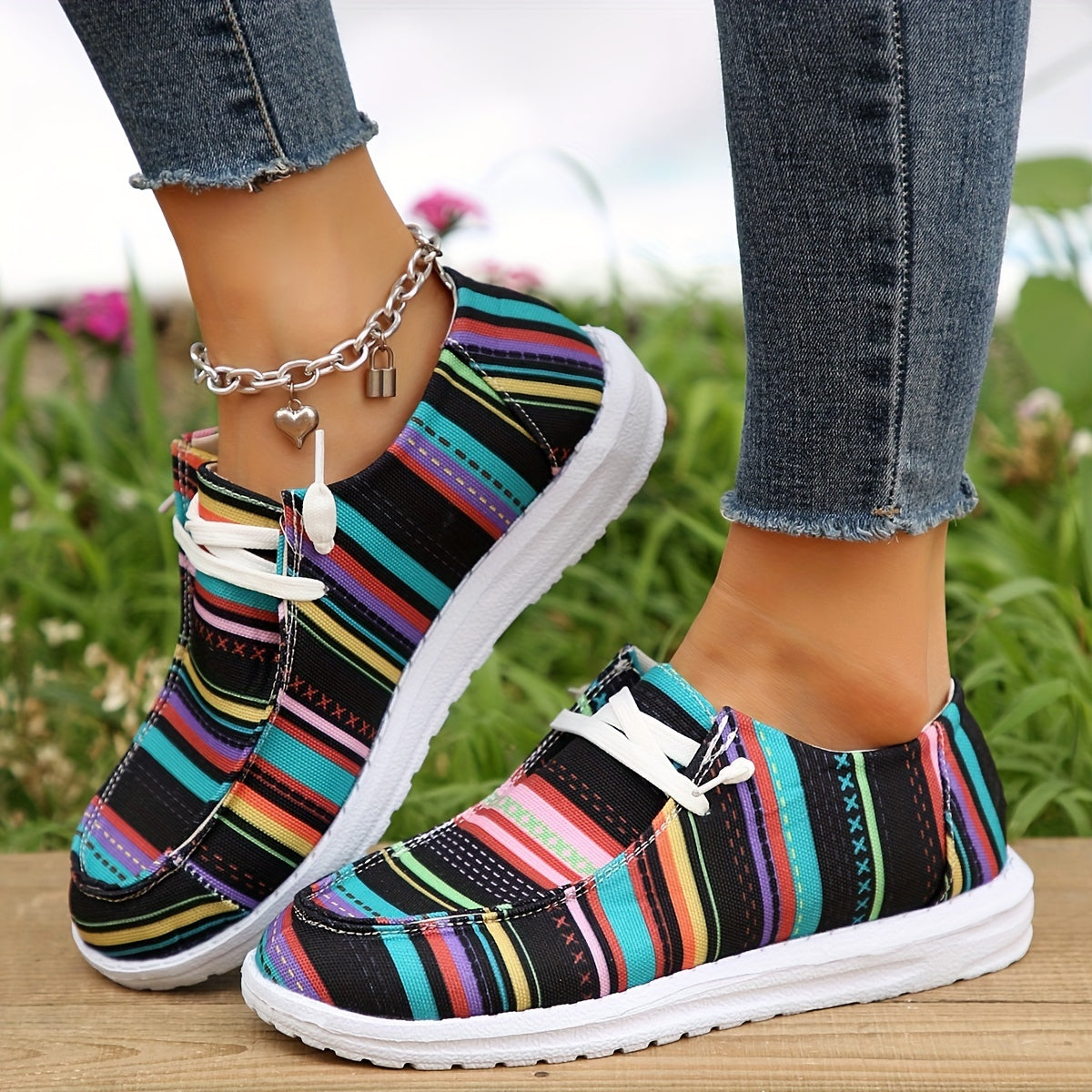 Women's Casual Flat Shoes Breathable Fabric with Colorful Stripes