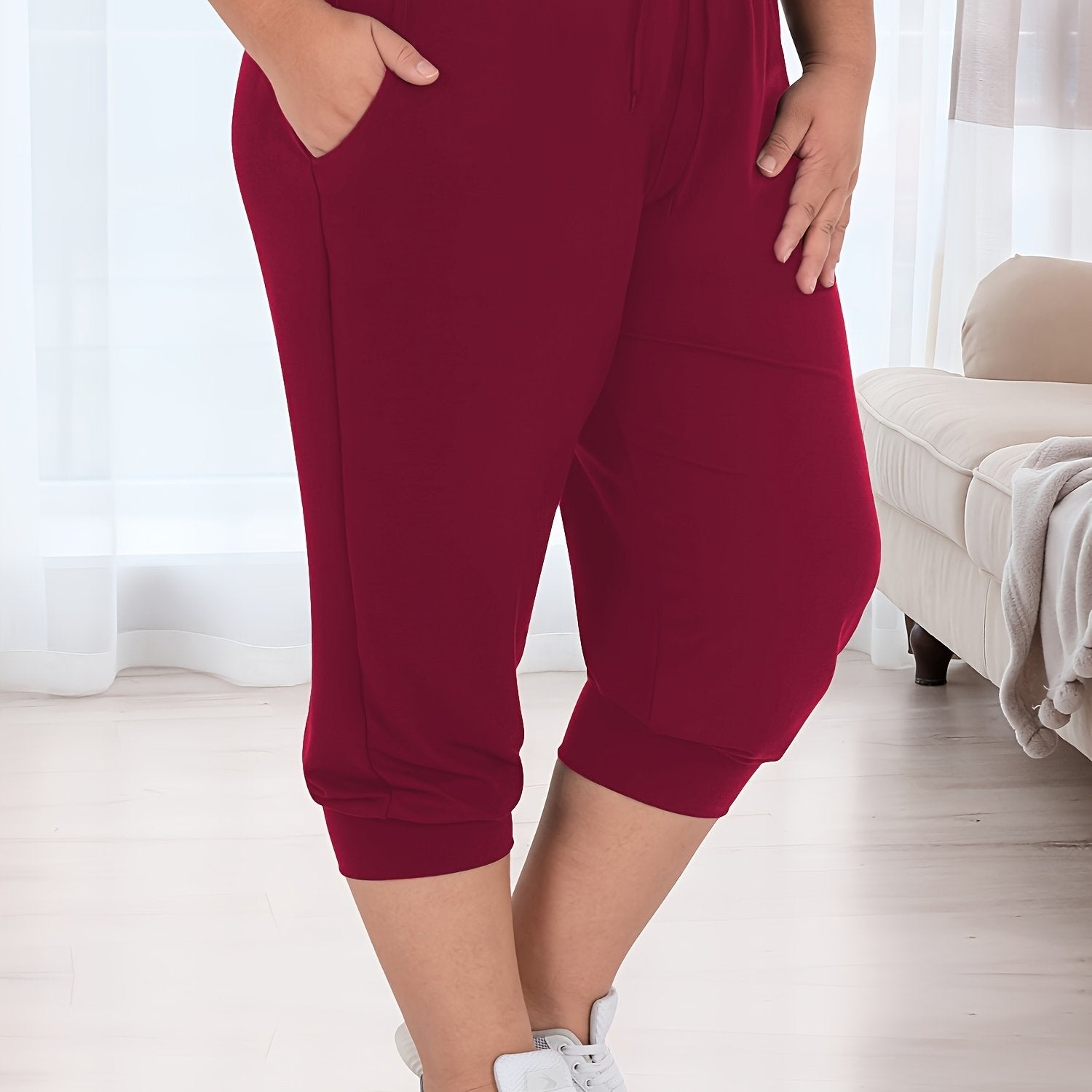 Women's Plus Size High-Stretch Drawstring Capri Joggers with Pockets Heather Gray