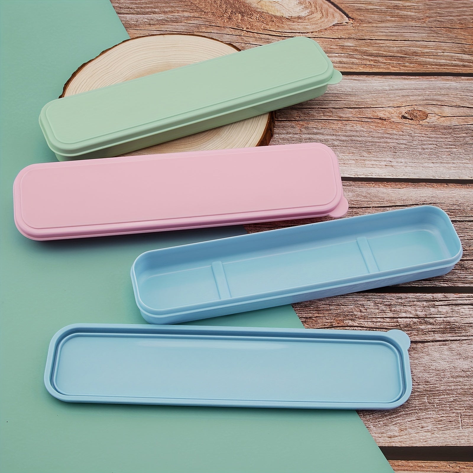 Portable Plastic Flatware Organizer for Travel and Kitchen Storage