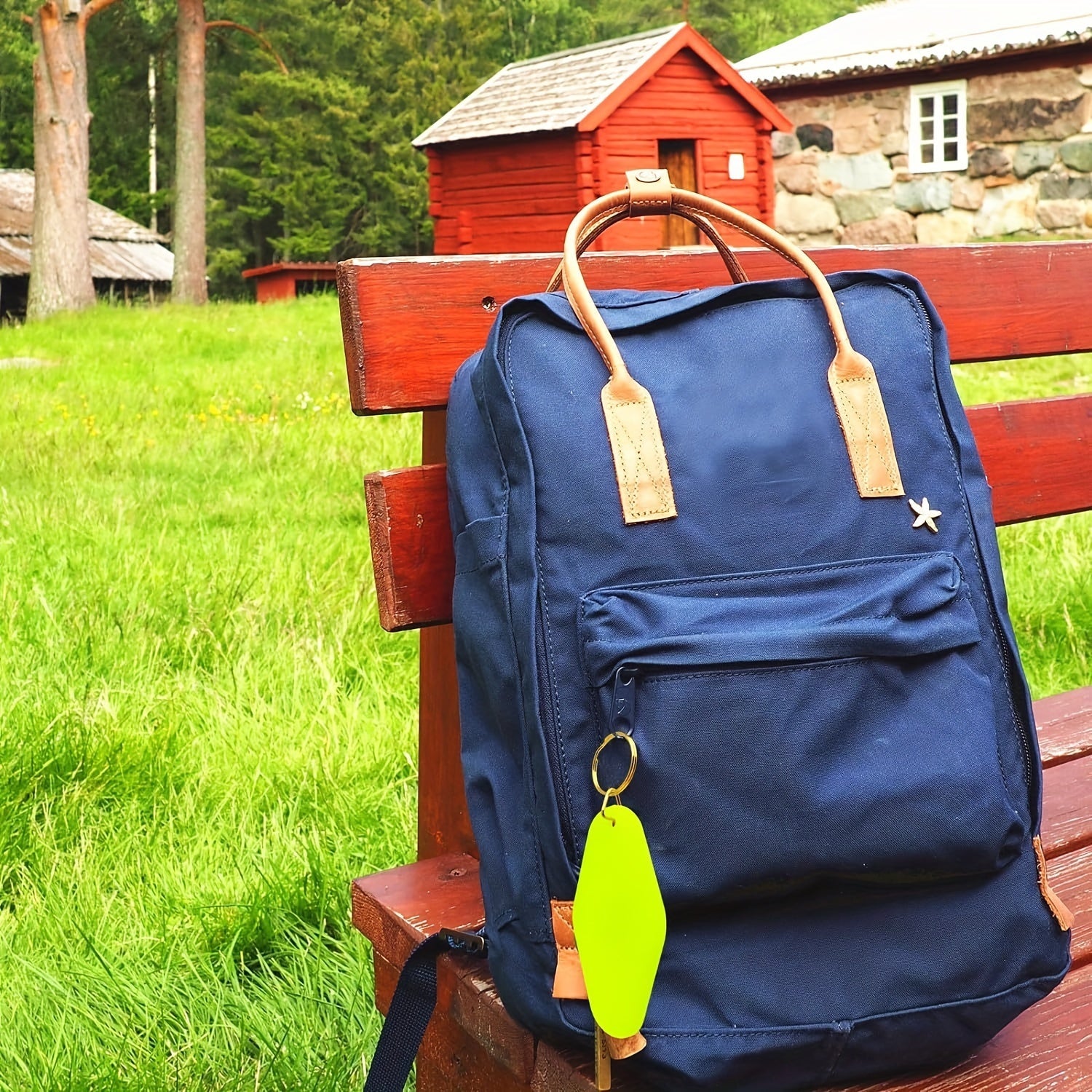 Оптовые винтажные брелоки для ключей доступны в количествах 10 шт., 20 шт. или 40 шт., с пустыми брелоками и виниловой печатью. Идеально подходит для отелей и мотелей, эти ключевые ярлыки идеально подходят для шкафов и ящиков.