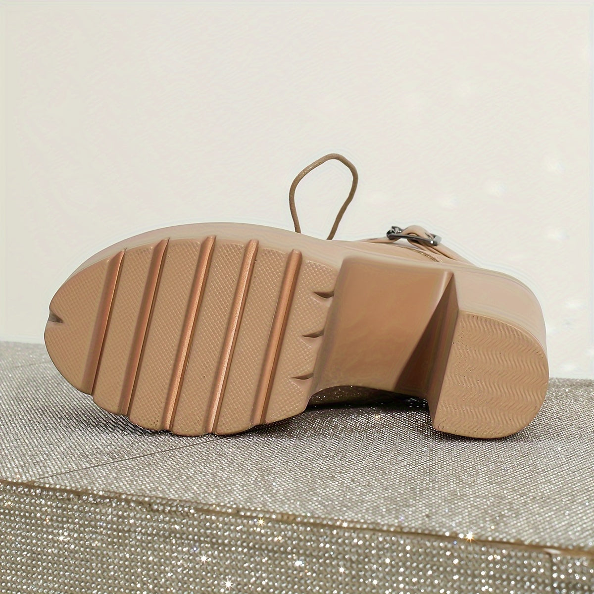 Women's Ankle Boots Round Toe Solid Color Fabric Lining Platform Heel